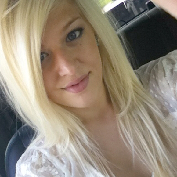Profile Picture of Courtney Cowsert (@cheercourt10) on Poshmark