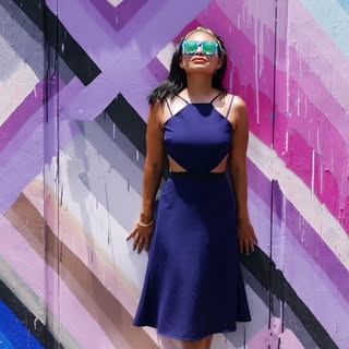 Laura Zapata - Instagram Profile Picture of Laura Zapata (@laura_zapata) on Instagram