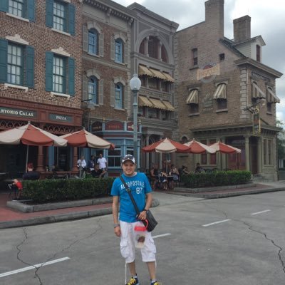 Profile Picture of Gerardo Valle (@JerryV26) on Twitter