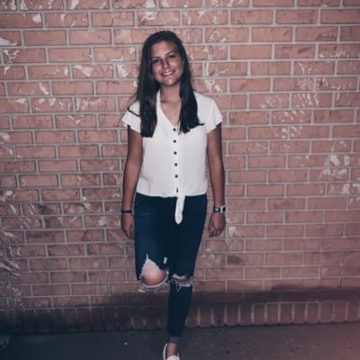 Profile Picture of Leah Crenshaw (@crenshaw_leah) on Twitter