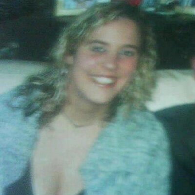 Profile Picture of Vicky Forrest (@vickyxfx1981) on Twitter
