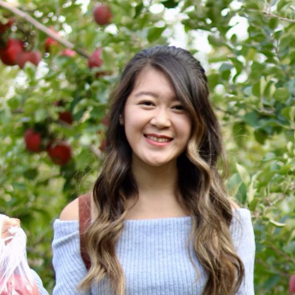 Profile Picture of Kimberly Hsieh (@kimberrryyy) on Poshmark