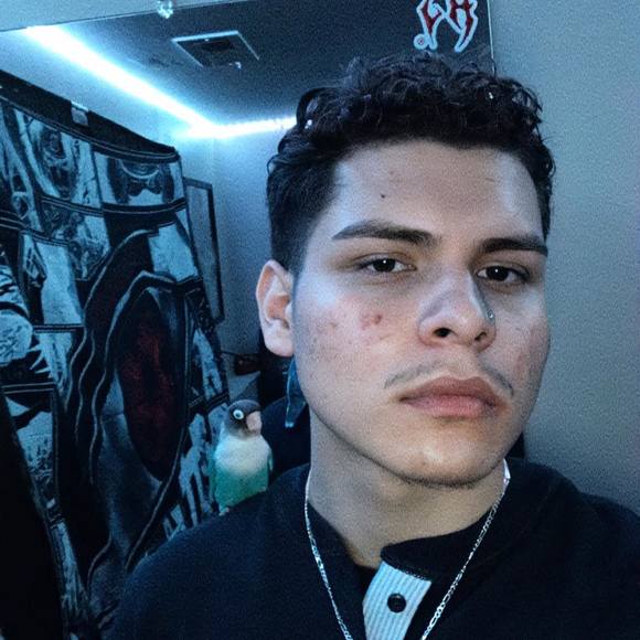 Profile Picture of Joel Paredes guardado (@paredesjoel01) on Poshmark