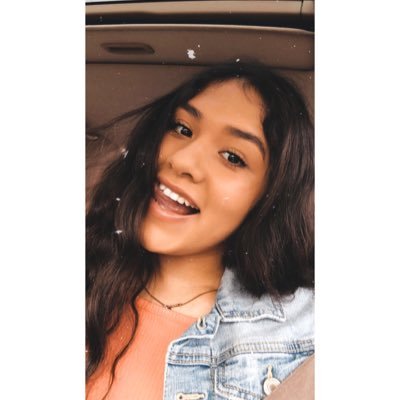 Profile Picture of Jennifer Moreno (@moreno_jenny04) on Twitter