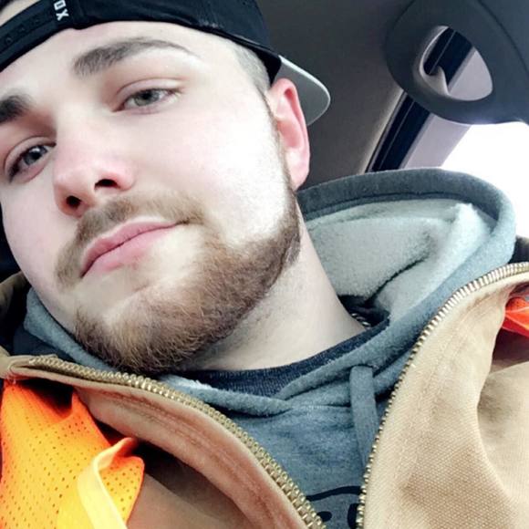 Profile Picture of John Riddle (@johnriddle28) on Poshmark