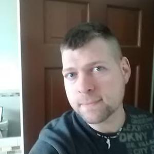 Profile Picture of Jerry Ondo (@26e1cb4e425d49e) on Twitter