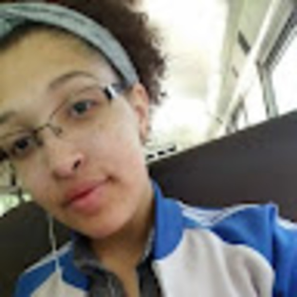 Profile Picture of Javon Harrison (@javonmicole01) on Poshmark