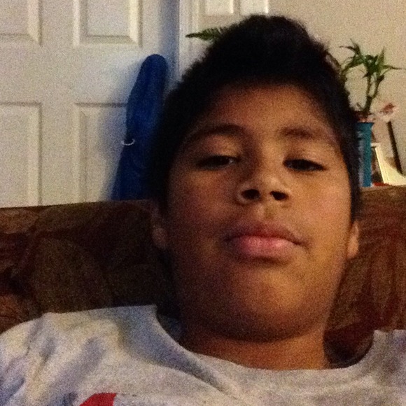 Profile Picture of Tony Padilla (@_tpony_) on Poshmark
