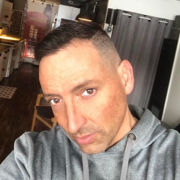 Profile Picture of Jonathan Poitras (@monappleid1981) on Poshmark