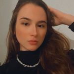 Profile Picture of Mariana Calderan (@marianazeni_) on Instagram