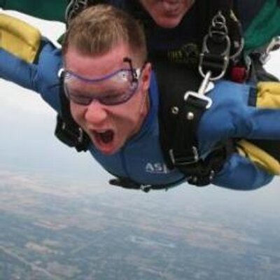 Erik Carlin - Twitter Profile Picture of Erik Carlin (@carlin_e) on Twitter