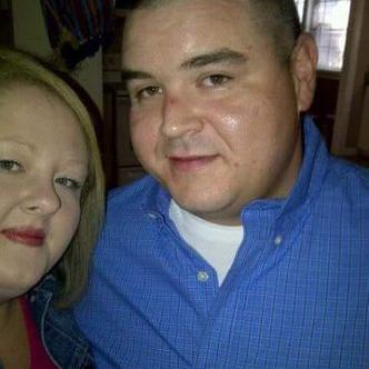 Profile Picture of Angie Anglin (@houseofwax38843) on Twitter