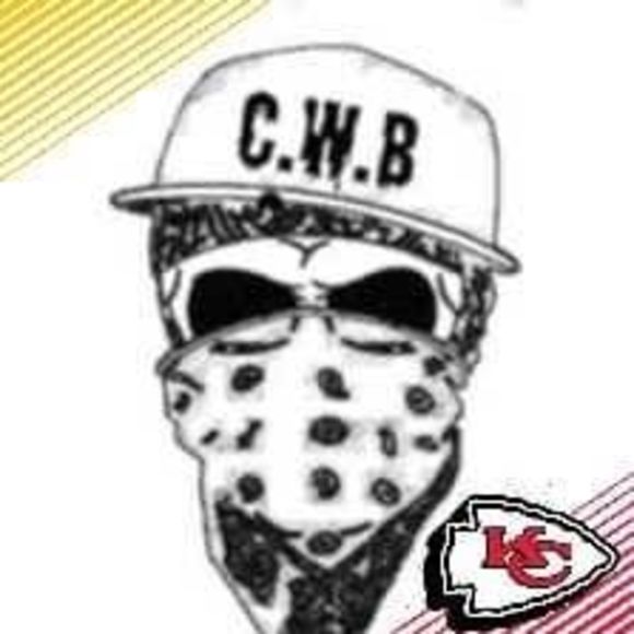 Profile Picture of Ryan Craven (@ryand1990) on Poshmark