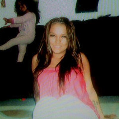 Profile Picture of Babi Cakes (@StephanieCromer) on Twitter