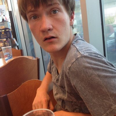 Profile Picture of Jeff (@jeffrey_hodder) on Twitter
