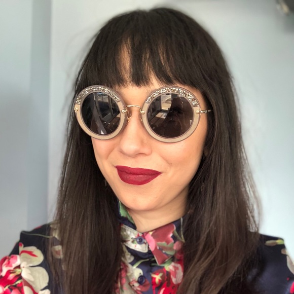 Profile Picture of Kati Borchelt (@kkborchelt) on Poshmark