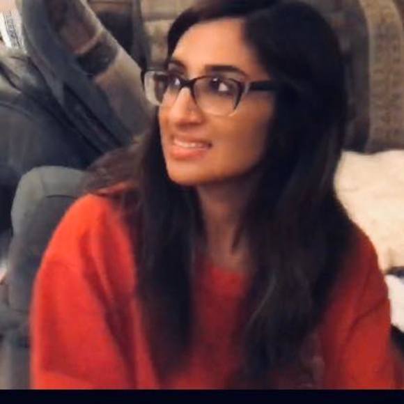 Profile Picture of Nahrin Ahmed (@nahrinahmed) on Poshmark