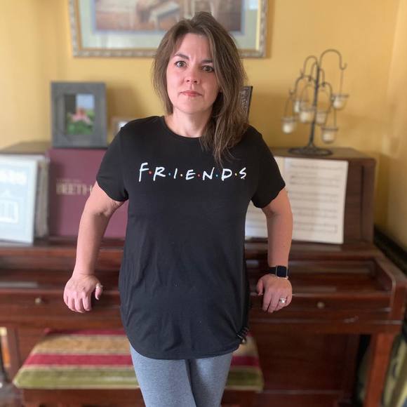 Profile Picture of Tonya Keefer (@tonyakeefer) on Poshmark