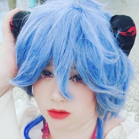 Profile Picture of Alexandra Lamothe (@yuuzumiioni) on Poshmark