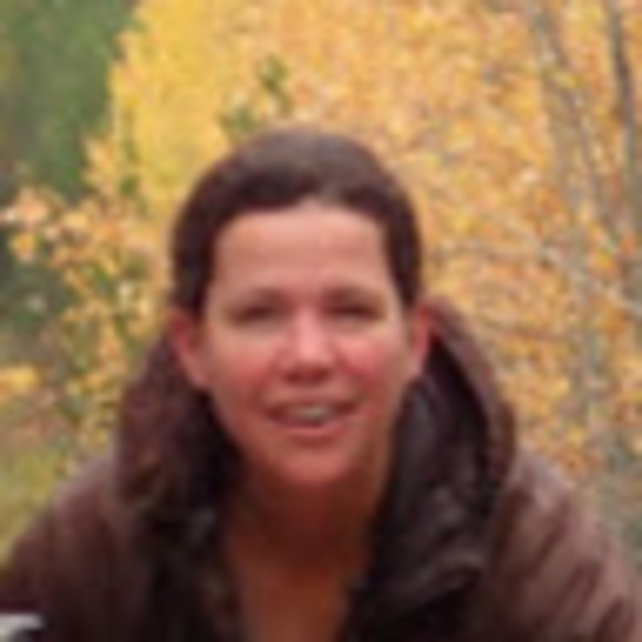 Rebecca Broten - Poshmark Profile Picture of Rebecca Broten (@rebeccabroten) on Poshmark