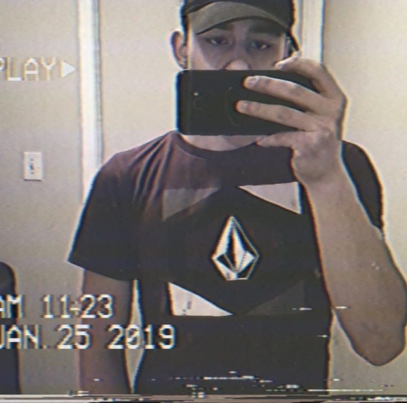 Milan Milanovich - Poshmark Profile Picture of Milan Milanovich (@milanme33) on Poshmark