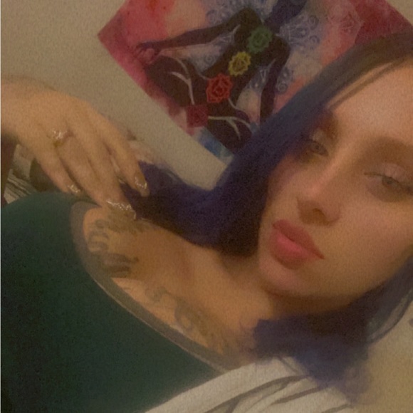 Mikaiela Ahumada - Poshmark Profile Picture of Mikaiela Ahumada (@mikaielaa) on Poshmark