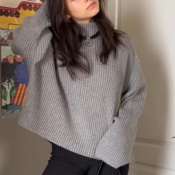 Profile Picture of P Golmei (@priyagolmei98) on Poshmark