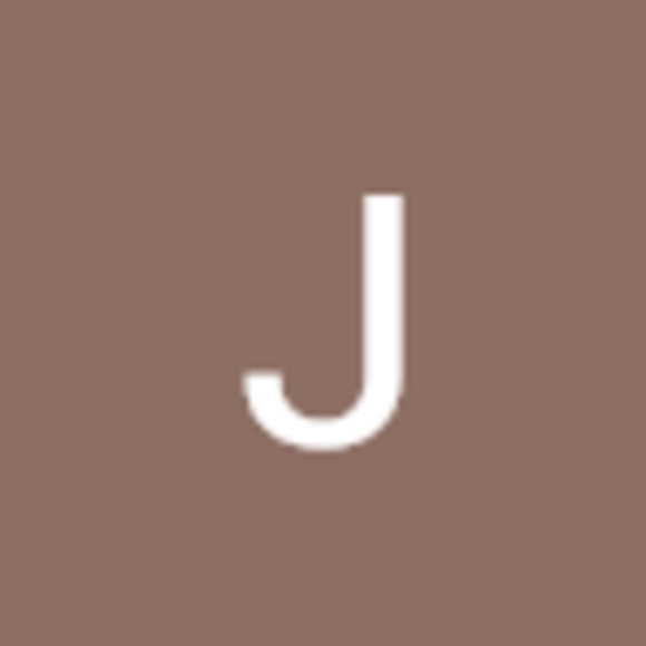 Profile Picture of Janet David (@janetdavid916) on Poshmark