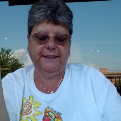 Profile Picture of Connie Sue Hart (@connie_hart) on Twitter
