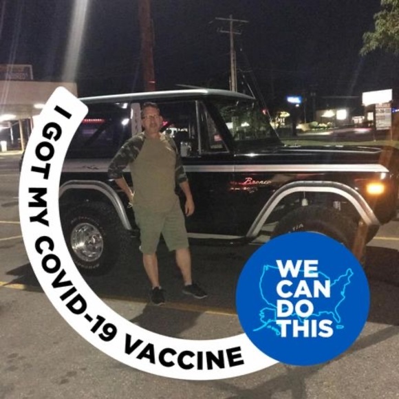 Profile Picture of Bradley Devore (@bradleydevore) on Poshmark