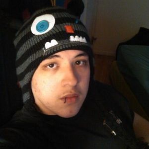 Profile Picture of Robert Kulick (@burto11) on Myspace