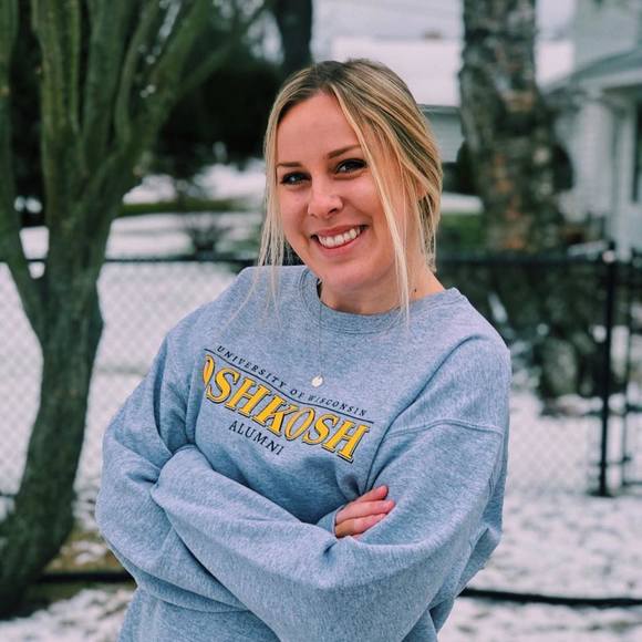 Profile Picture of Kaitlin Kirchberger (@kkirchy) on Poshmark