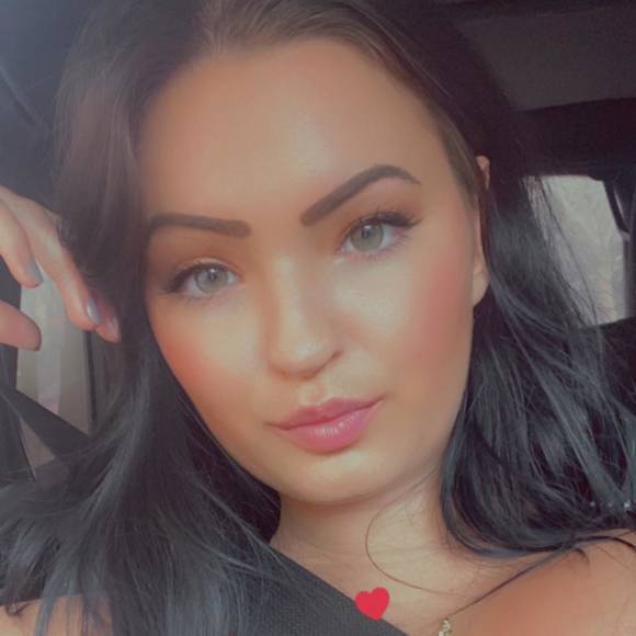 Profile Picture of Danyelle Spong-coker (@danyellamaria) on Poshmark