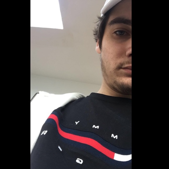 Profile Picture of Reid Chase (@rchase757) on Poshmark