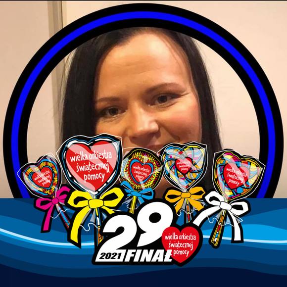 Profile Picture of Agnieszka Toczylowski (@questm) on Poshmark