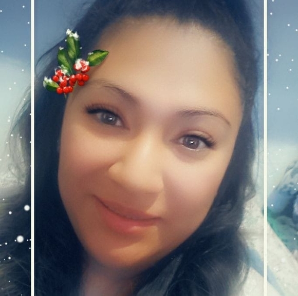 Profile Picture of Esther Barraza (@ebarraza787) on Poshmark