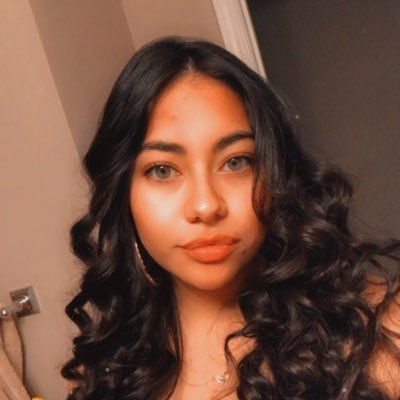 Profile Picture of Jazmin Gutierrez (@Jazmin_103015) on Twitter