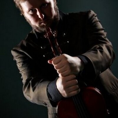 Profile Picture of Jason Elinoff (@violboy) on Twitter