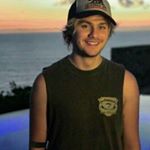 Profile Picture of Alex 🌈 (@haunting_larry) on Instagram