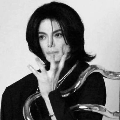 Profile Picture of Petschi (@OneLove4Michael) on Twitter