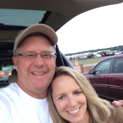 Profile Picture of Doug Warden (@thedougout1) on Twitter