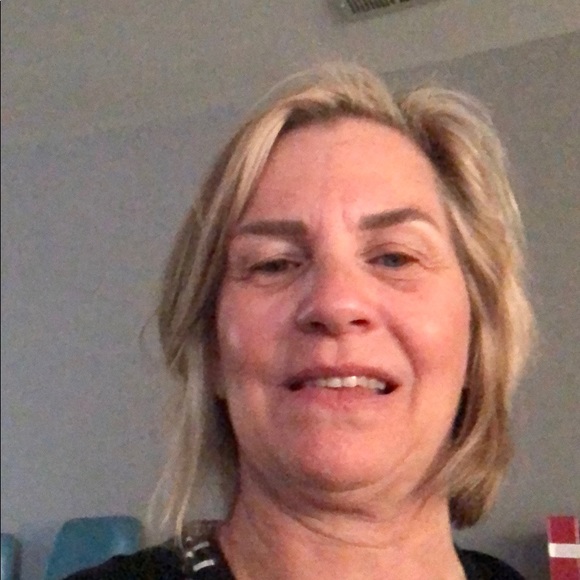 Profile Picture of Sandy Wilhelm (@fourkids0822) on Poshmark