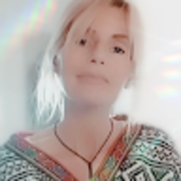 Profile Picture of Skye Kirby jones (@skykjart) on Poshmark