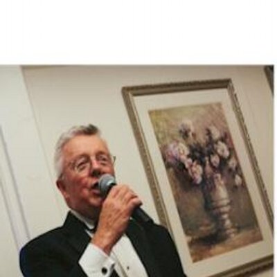 Profile Picture of DJ Ken Drew (@djkendrew) on Twitter