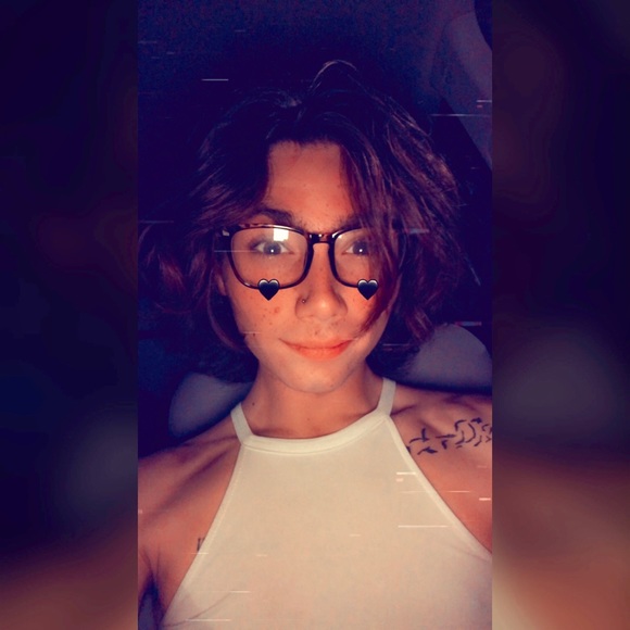 Profile Picture of Dylan Swithers (@dylan570) on Poshmark