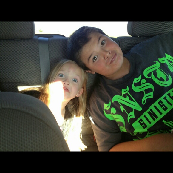 Profile Picture of Jamie Manser (@zachayla2) on Poshmark