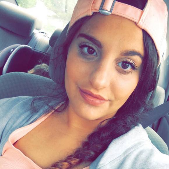 Profile Picture of Felicia Cervini (@fcervini) on Poshmark