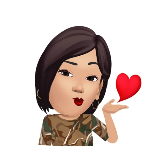 Profile Picture of Patti Shoemaker (@pattishoe) on Poshmark