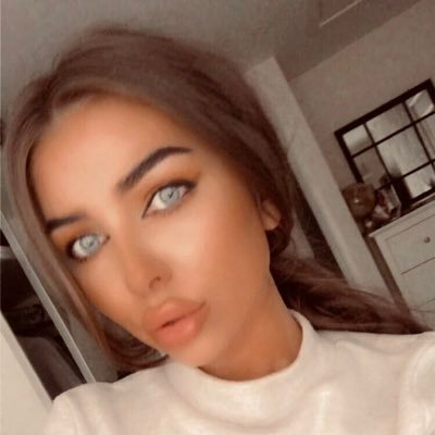 Profile Picture of Amy Hilbert (@AmyHilbert) on Twitter
