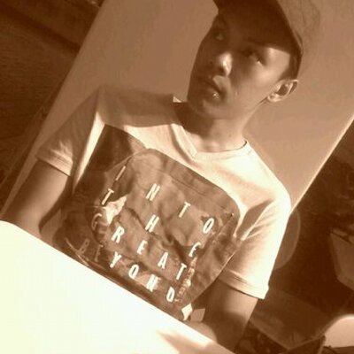 Profile Picture of Stephen Medrano (@nehpets26) on Twitter